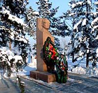 Памятник руководителю Тувы Салчаку Токе. Фото Виталия Шайфулина