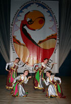 Первый региональный фестивальных национальных ансамблей песни и танца. Тува. Фото Оюмыы Хомушку