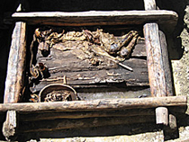 Захоронение скифского воина. Обнаружено в июле 2006 года в монгольской части алтайских гор немецко-российско-монгольской экспедицией под руководством Германна Парцингера. Фото DAI/DDP