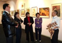В музее Тувы открылась выставка "Ню" (женская обнаженная натура)