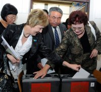 Единороссы Тувы утвердили списки кандидатов на парламентские выборы