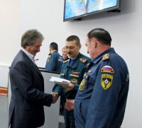Сотрудники Тываэнерго получили государственные награды от МЧС России.