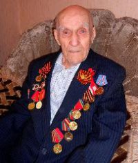 Один из первых водителей Тувы отмечает 100-летний юбилей