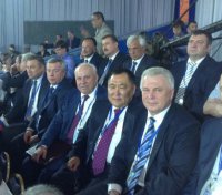 Два представителя Тувы - Дина Оюн и Алексей Пиманов - выступили учредителями Всероссийского Народного Фронта