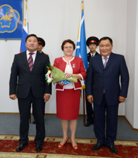 Лучшим труженикам Кызыла вручены государственные награды