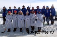 Соревнования по керлингу прошли в приграничном Овюрском кожууне Тувы