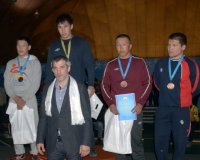 Из 8 золотых медалей турнира "Центр Азии" четыре завоеваны тувинским борцами