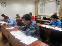 Сотрудников компании "Лунсин" тестируют на знание русского языка