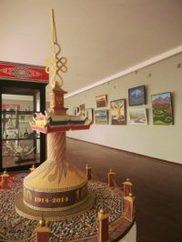 Художники Тувы поздравляют республику с юбилеем выставкой