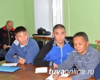 62 футбольные команды школ Кызыла сразятся в турнире «Мини-футбол в школу!»