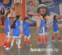 Девчата школы № 3 принесли еще одну победу в копилку школы на турнире по мини-футболу