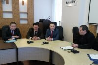 Тува перенимает опыт Алтайского края в выпуске биофармацевтической продукции