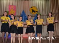 Школьники кызылской гимназии № 5 поклонились духам тесхемского перевала Бай-Даг и повязали чалама