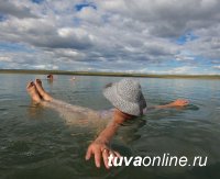 Кемпинг-база "Центр Азии" приглашает отдохнуть на соленое озеро Дус-Холь (Тува)