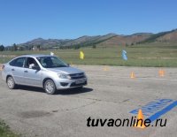 В Чеди-Хольском районе Тувы прошел конкурс «Автоледи»