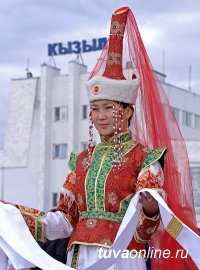 Владимир Путин поручил до 1 ноября рассмотреть вопрос о сроках реконструкции взлетно-посадочной полосы в Кызыле