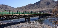 В Туве через бурную реку Алаш для удобства чабанов построено два крепких моста