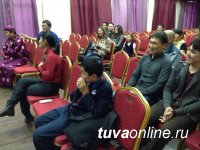 В Центре Тувинской культуры прошел открытый мастер-класс горлового пения