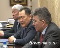 В Туве побывал федеральный уполномоченный "Единой России" Виктор Озеров