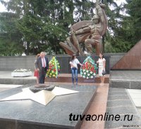 В Ровно осквернили мемориальную доску памяти тувинских добровольцах, освобождавших город в 1944 году