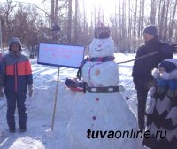 8 команд приняли участие в конкурсе снежных скульптур «Парад снеговиков»