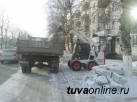 МУП Благоустройство - в круглосуточной борьбе со снегом на улицах Кызыла