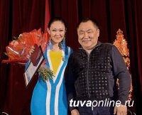 Одна из самых ярких певиц Тувы Сайлык Оммун удостоена звания «Заслуженный артист Республики Тыва»