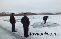 В Кызыле противопаводковая комиссия проводит обследование Енисея