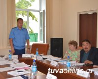 Депутаты хурала представителей Кызыла утвердили на сессии Перечень наказов избирателей