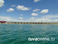Спасатели Тувы ведут поиски пропавших на озере Торе-Холь девушки и юноши