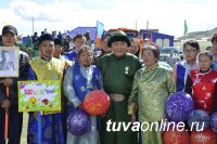 Шолбан Кара-оол запустил новые дизельные станции в труднодоступной Монгун-Тайге