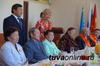 Встреча с Почетными гражданами Кызыла в День города