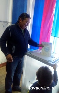 В Туве на 10 часов явка избирателей приблизилась к 20%
