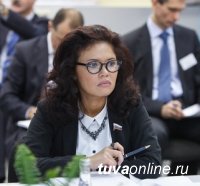 Сенатор Оксана Белоконь поздравила Шолбана Кара-оола с победой на выборах