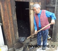 Многодетные семьи Тандинского района получили «социальный уголь»