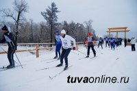 Кызыл: хоккей - во дворе, лыжные гонки - на Велодорожке