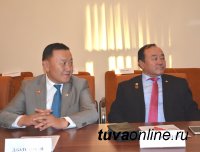 Власти Кызыла провели встречу с губернаторами приграничных аймаков Монголии