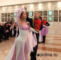 В Кызыле с успехом прошел первый кадетский бал