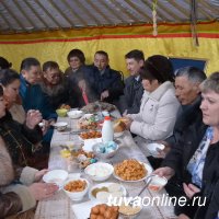 В Туву на празднование Шагаа приехала делегация из Верхнеусинского (Красноярский край)