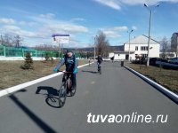 День без автомобиля: Сегодня в Кызыле на улицах прибавилось велосипедистов