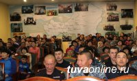 В очередной раз сводный отряд полиции Тувы отправился в командировку на Северный Кавказ