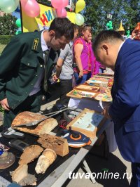 Одной из главных точек празднования Международного дня защиты детей в Кызыле стал Национальный музей Тувы