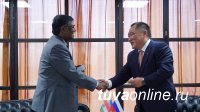 Посольство Индии в России: Кинофестиваль индийского кино в Кызыле, помощь в оформлении виз для тувинских хуураков