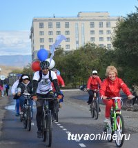 В центре Кызыла после реконструкции по программе «Городская среда» открылся «Молодежный парк» с Велодорожкой