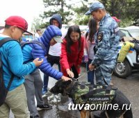 В День города сотрудники МВД Тувы организовали работу познавательных площадок