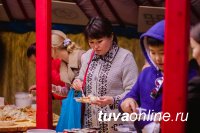В День города на территории ключевой достопримечательности Кызыла проведен вечер "В центре Азии" 