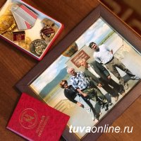 Почетный гражданин Кызыла Аркадий Поручник вместе с "Добрыми сердцами Тувы" побывал на Центре Азии