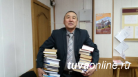 Кызылчане активно помогают пополнению книжного фонда библиотеки в микрорайоне «Спутник»