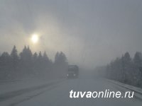Автобус с тувинскими детьми сломался ночью в тайге под Красноярском