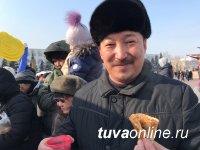 В Кызыле народными гуляниями проводили Зиму